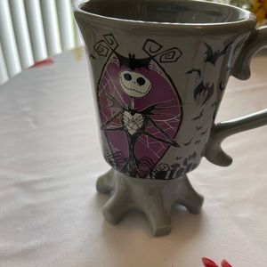 Large jack skeleton coffee mug. Excellent preowned condition.